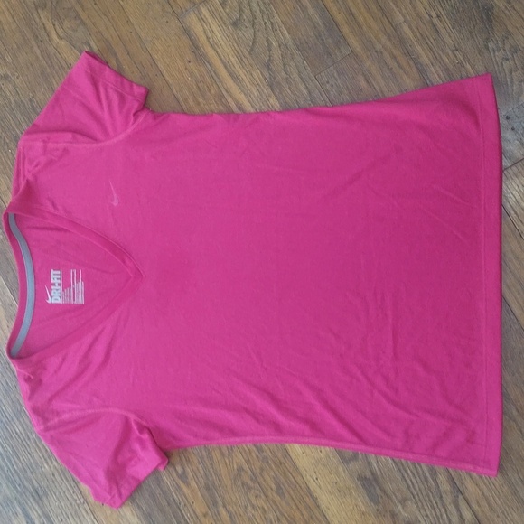 Nike Pink Short Sleeve Tee - Picture 1 of 3